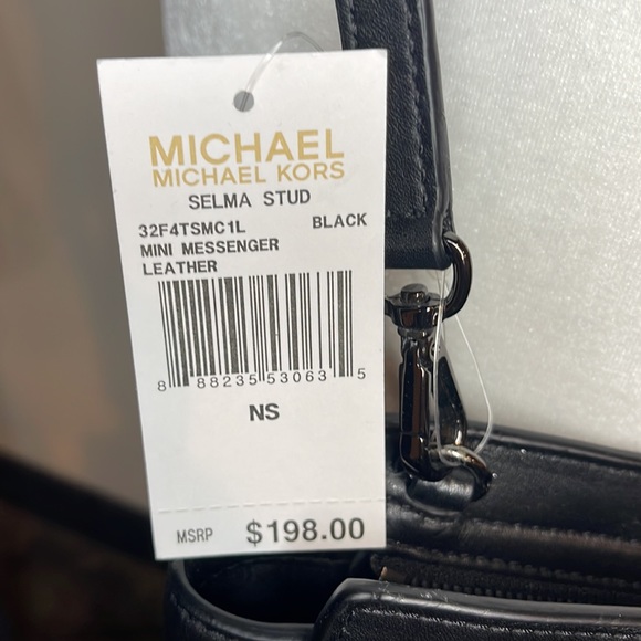 Michael Kors mini messenger  black stud - Picture 9 of 9